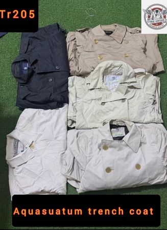Aquascutum tranch coat Tr 202
