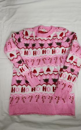 Christmas Sweater Bundle – 5 Pieces – Mixed Designs & Sizes