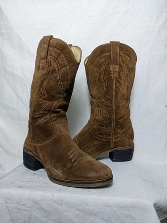Super quality cowboy boots
