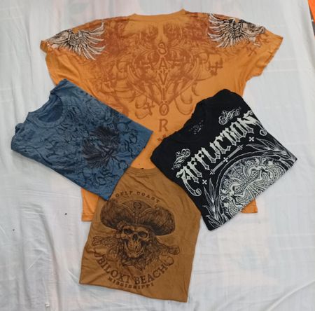 CR12229 Vintage Skull T-Shirts