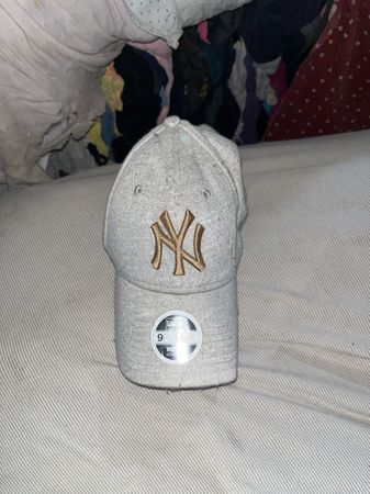 Mixed Vintage Branded Caps | Grade A | Assorted Brands | Wholesale Bulk