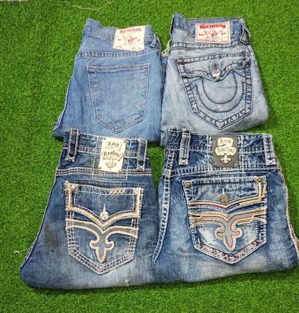 TRUE RELIGION , ROCK REVIVAL SHORTS (D 254)