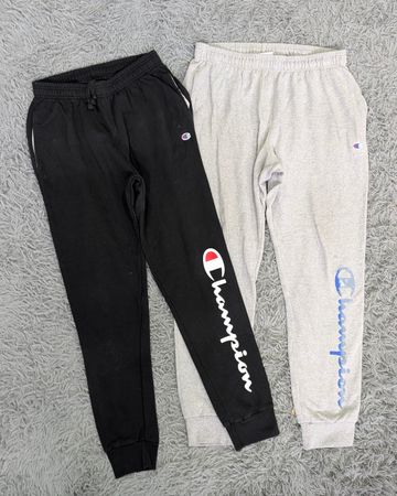 ###Joggers Champion com Marca
