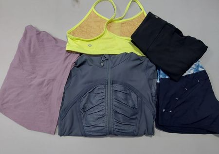 Lululemon Mix Bundle – Leggings, Trousers, Capri, Bra, Combo, Jacket, T-Shirt & Tank Top – Grade A/B – 20 Pcs | 09-073
