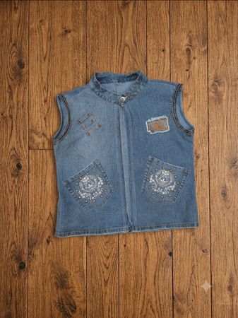 Upcycle Boho Western Denim Vest / Sleeveless Jean Jacket with Floral Embroidery