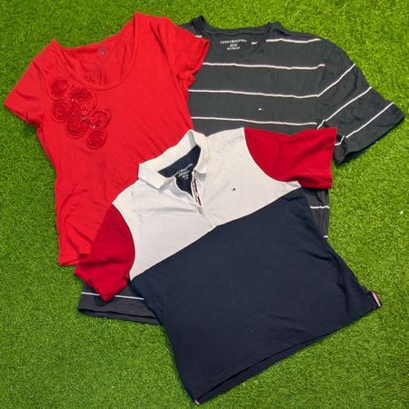 7122 - Tommy Hilfiger Half Sleeves T-Shirts