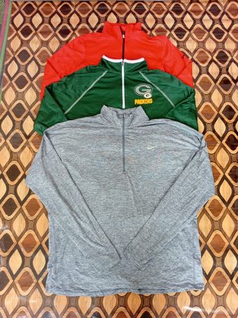 Nike Long Sleeve  Quarter Zip