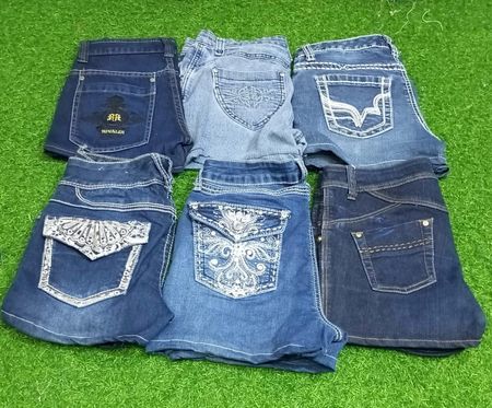 EARL JEANS  AND OTHER MIX BRANDS MINI SHORTS (C 255)