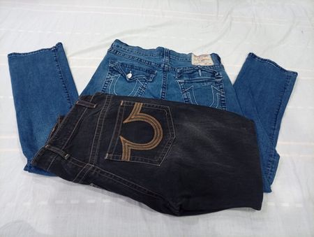 CR10631 Vintage True Religion Men’s Jeans