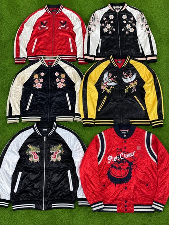 Vintage bestickte Sukajan Satin Bomberjacken – japanischer Souvenir-Stil