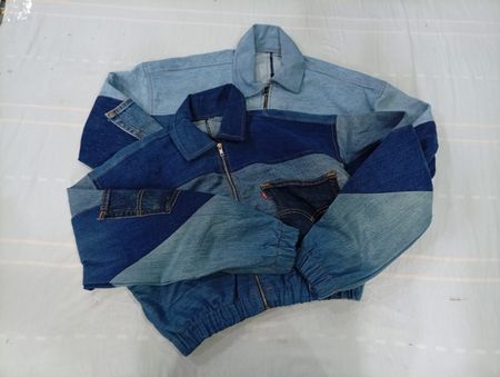 CR10540 Upcycled Levi’s Cropped Jackets