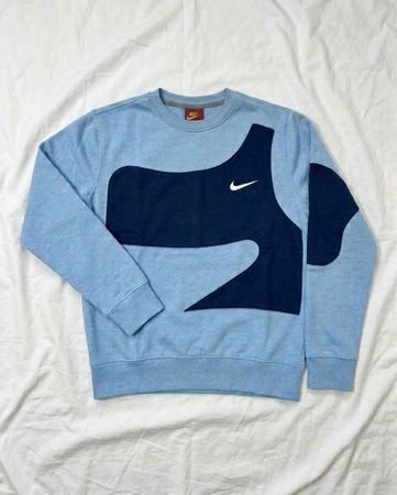 Sweat-shirt Nike revalorisé