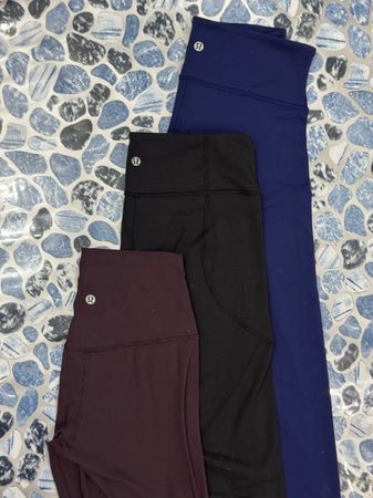 Lululemon lagging capri