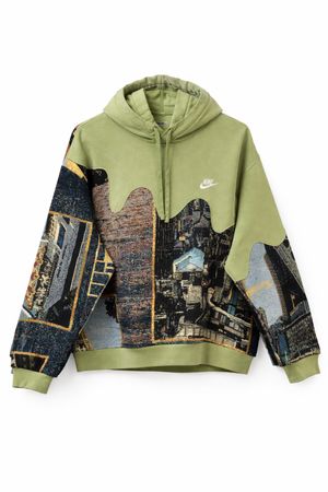 Des sweats à capuche en tapisserie de marque recyclés