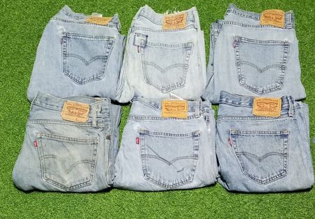 LEVI’S 505 JEANS (A 81)
