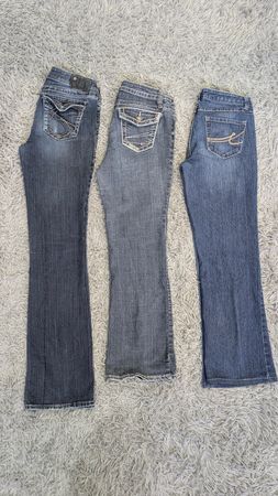 ***Y2K Embroidered Flare Jeans – 2000s Retro Denim Mix