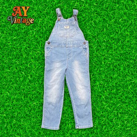 A.Y480 Kids Oshkosh dungarees