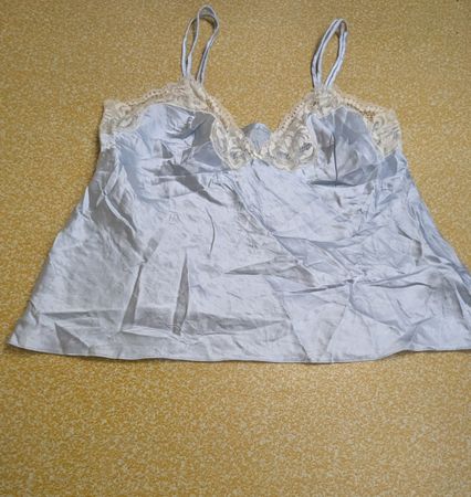 442 Bulk 10x Women's Satin Cami Tops Bundle – Elegant Sleeveless Mixed Lot