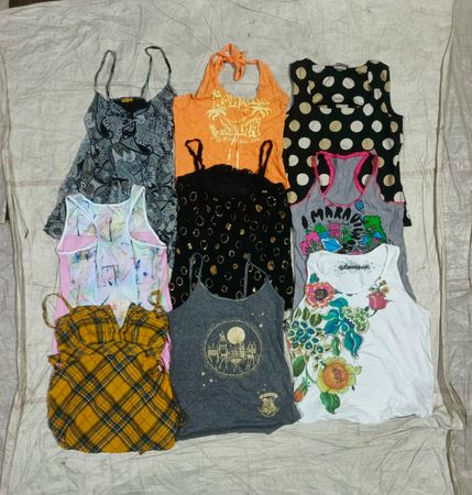 Woman's Y2k tops