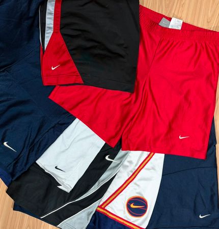 (NIKE VINTAGE SHORTS)