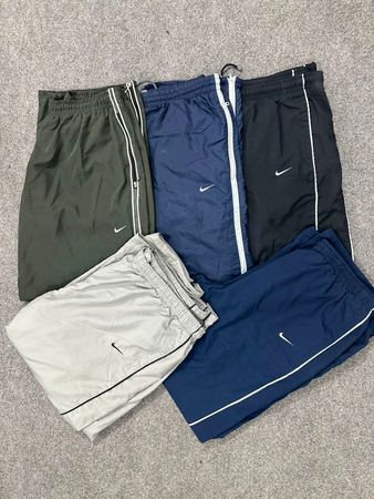Premium Vintage Nike Baggy Trackpants
