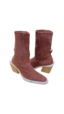 WOMEN’S EMBROIDERY SNIP TOE ANKLE COWBOY BOOT