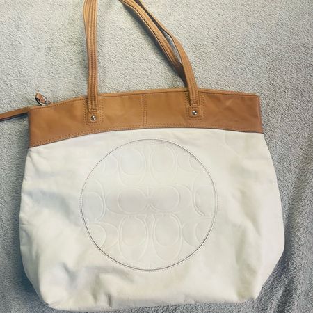 COACH VINTAGE HANDBAGS