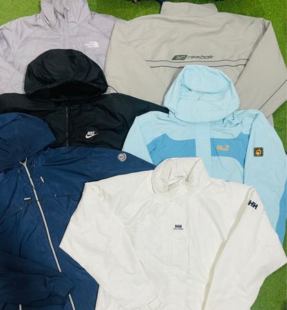 Vestes à marques mixtes
