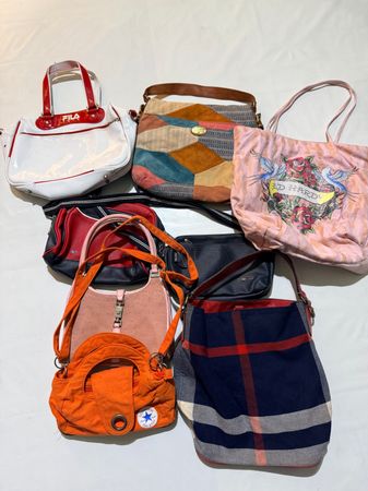 Gucci,edhardy,fila,burburry mixed bag 9pcs