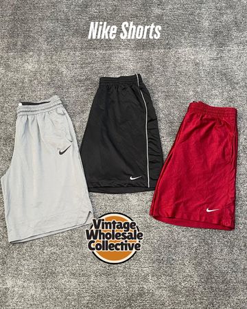 Nike Shorts - (04/04)