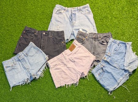 6900 - Levi's jeans Shorts
