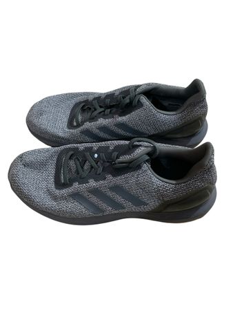 Plusieurs baskets Adidas