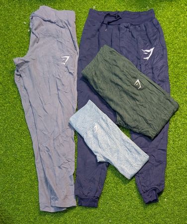 6951 - Gymshark Legging e calças de moletom