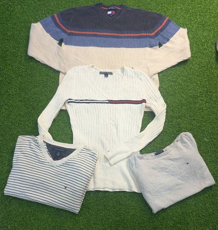 7933 - Tommy Hilfiger Sweaters