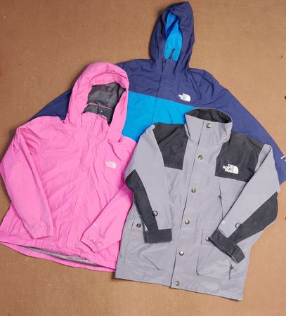 The north face windbreaker jacket
