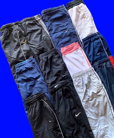 Premium vintage Nike Trackpants