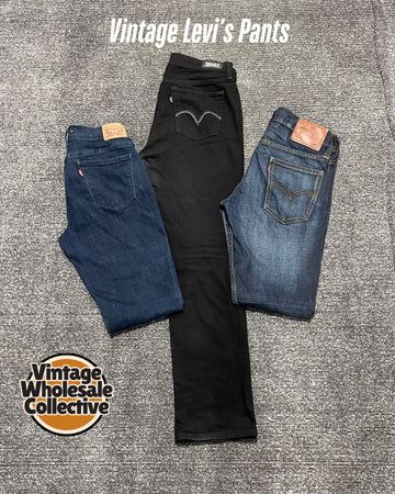 🔴 Vintage Levi’s Jeans - (01/10)