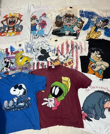 VINTAGE CARTOONS TSHIRT