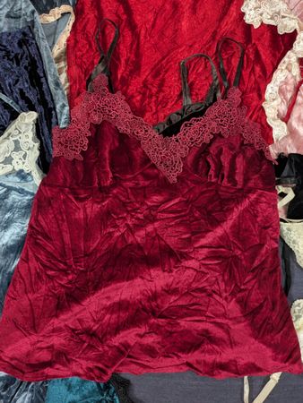 100 pcs mistos de marcas Y2K camisetas de alças