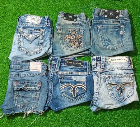MISS ME , ROCK REVIVAL , TRUE RELIGION MINI SHORTS  (M 024)