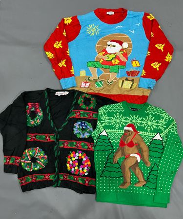  weihnachtliche Pullover