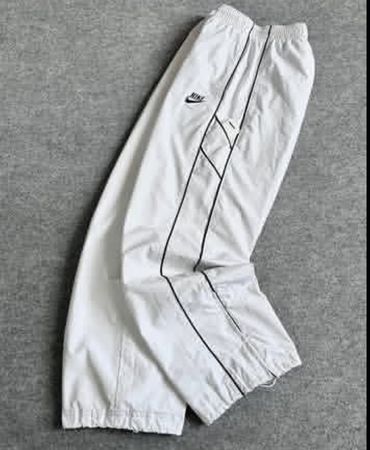 Premium Vintage Nike Baggy Trackpants