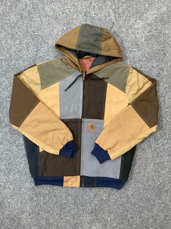 Hoodie Carhartt Reaproveitado