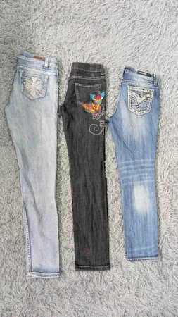 ***Y2K Jeans Mix – Capri, Skinny & Retro Styles