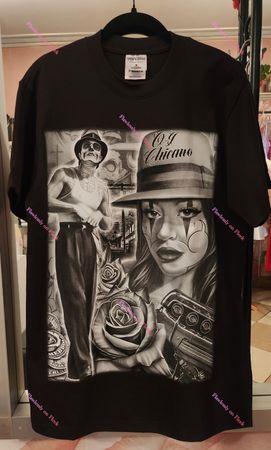 Tous les T-shirts graphiques mélangés