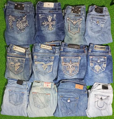 MISS ME , ROCK REVIVAL , TRUE RELIGION JEANS (M 018)