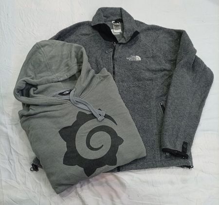 CR12496 Vintage The North Face Mix Bundle