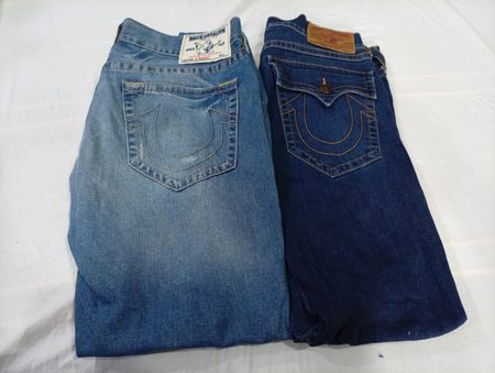 CR10826 Vintage True Religion Men’s Jeans