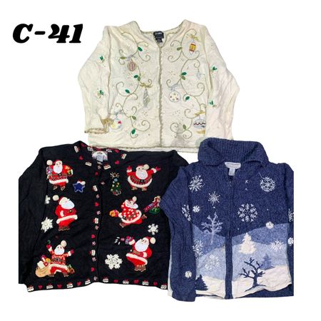 Vintage Christmas sweater( brand)Tiara international ,studio C#41