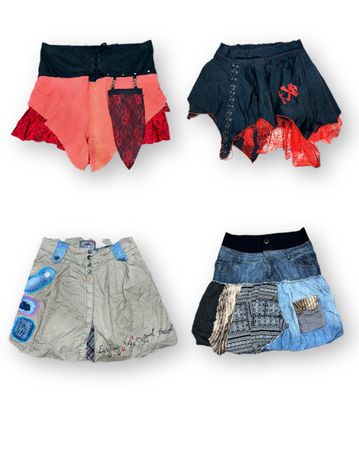 Y2K mini gothic skirt